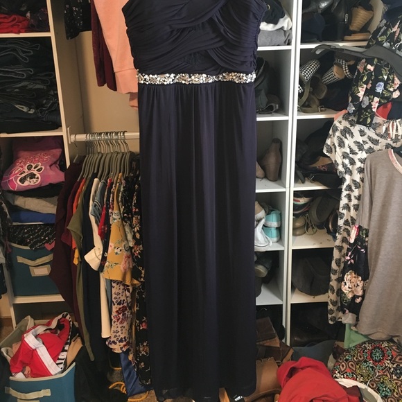 Prom Dress - Picture 2 of 5
